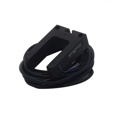 Fotoelektrický indukčný spínač Omron Elevator E3Z-GN11B-1